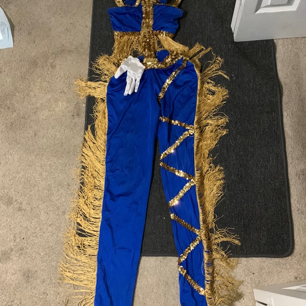 Gold sequence one piece - Picture 1 of 4